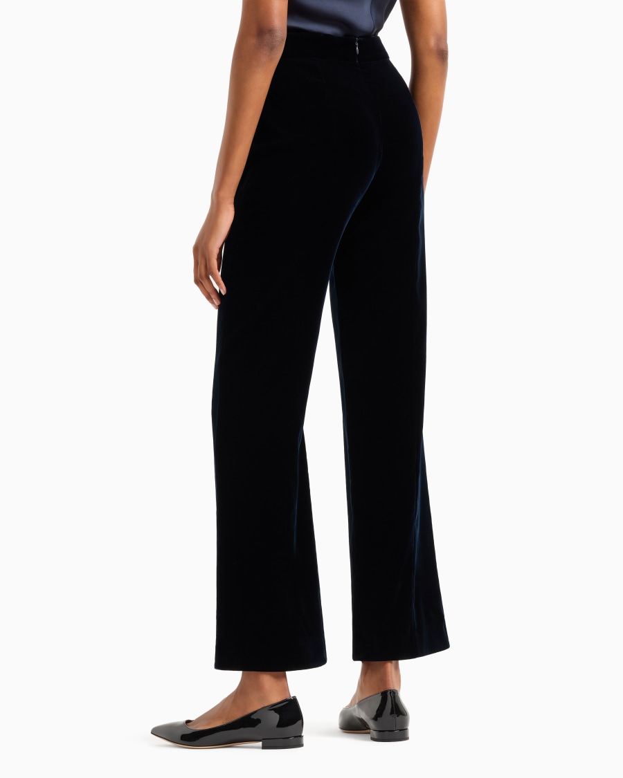 The world of armani PANTALONI CROPPED IN VELLUTO Acquista Ora