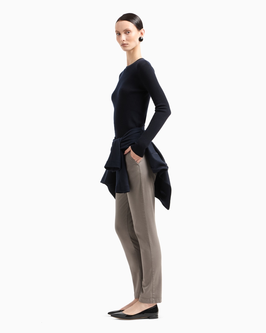 The world of armani PANTALONI CHINO IN COTONE STRETCH Sottocosto
