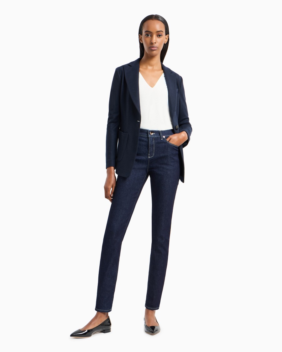 The world of armani TOP CON SCOLLO A V Moda