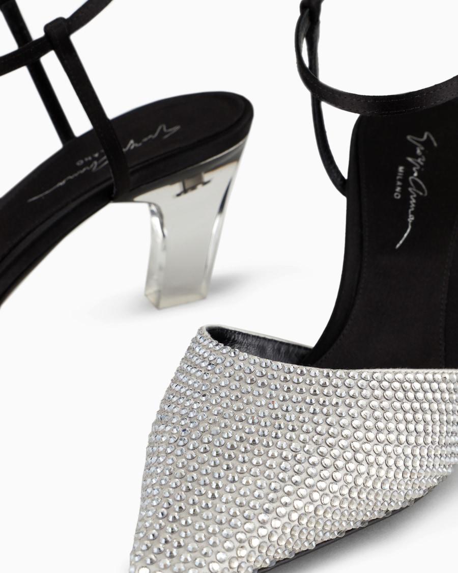 The world of armani DÉCOLLETÉ CON CINTURINO IN RASO E STRASS Prezzo Ridotto