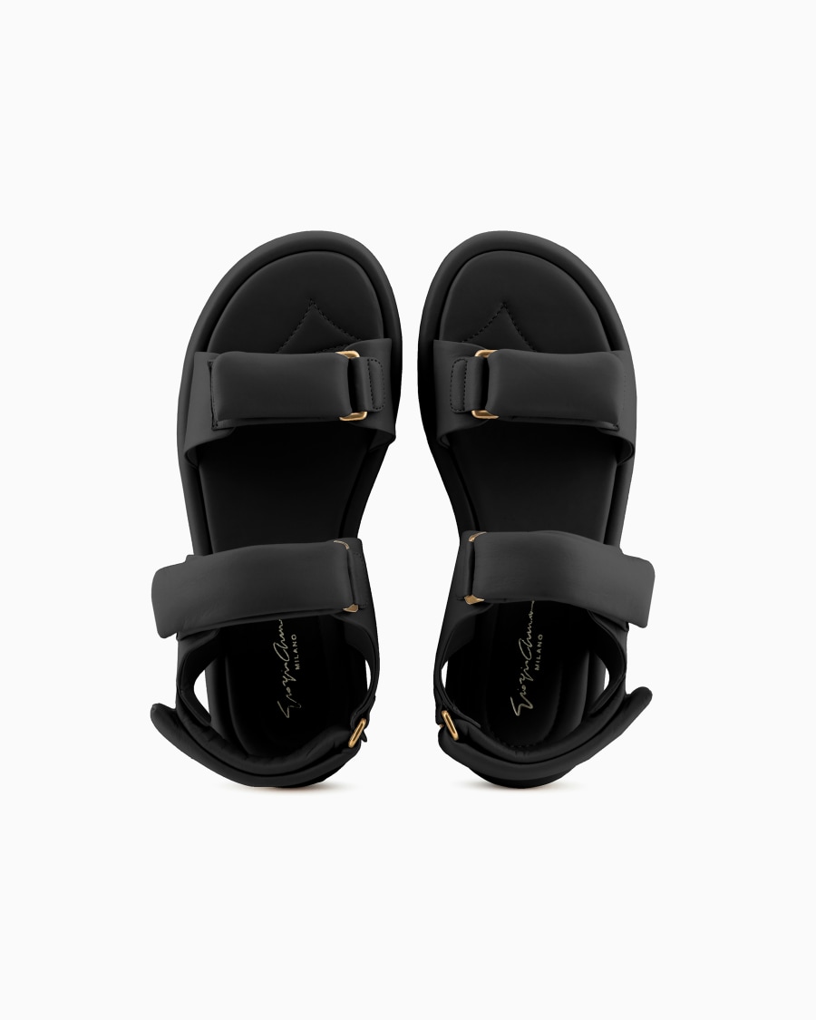 The world of armani SANDALI FLAT IN NAPPA IMBOTTITA Nuova
