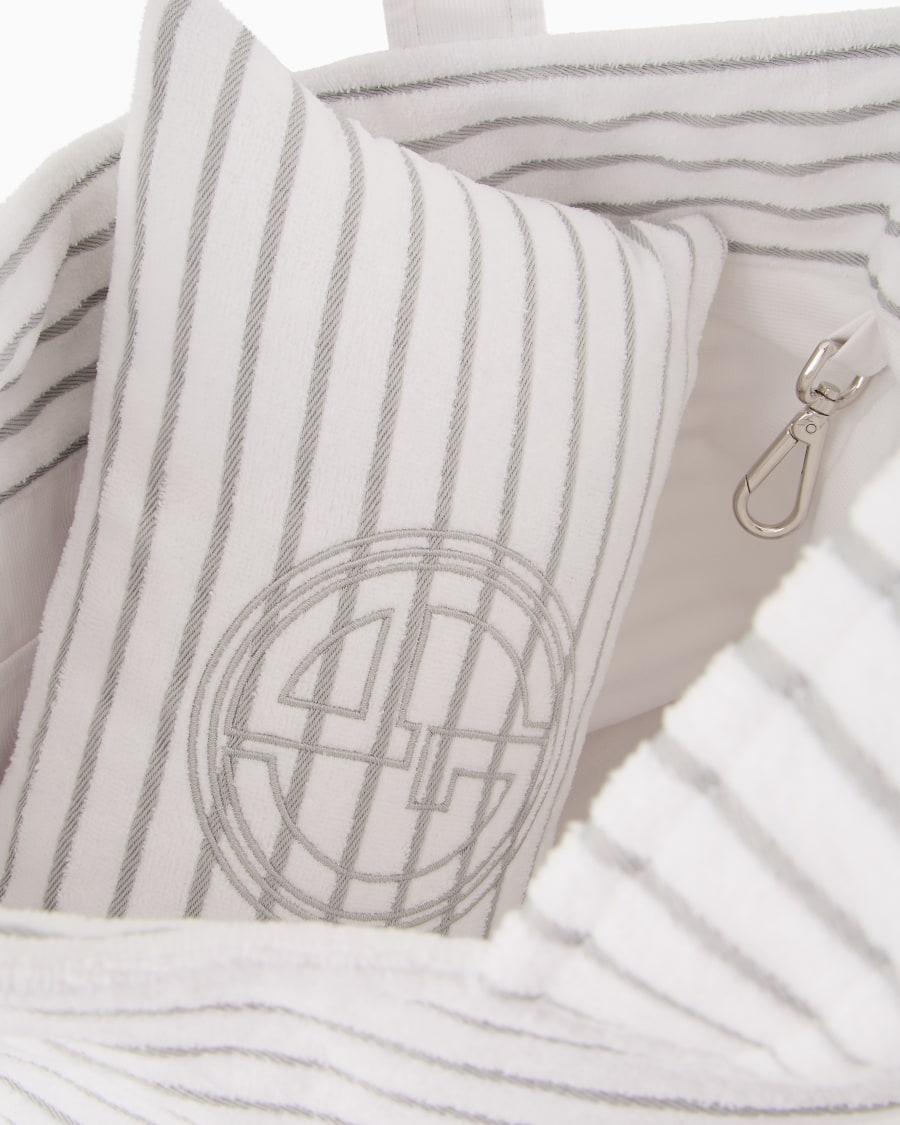 The world of armani BORSA DA MARE IN SPUGNA DI COTONE 2025