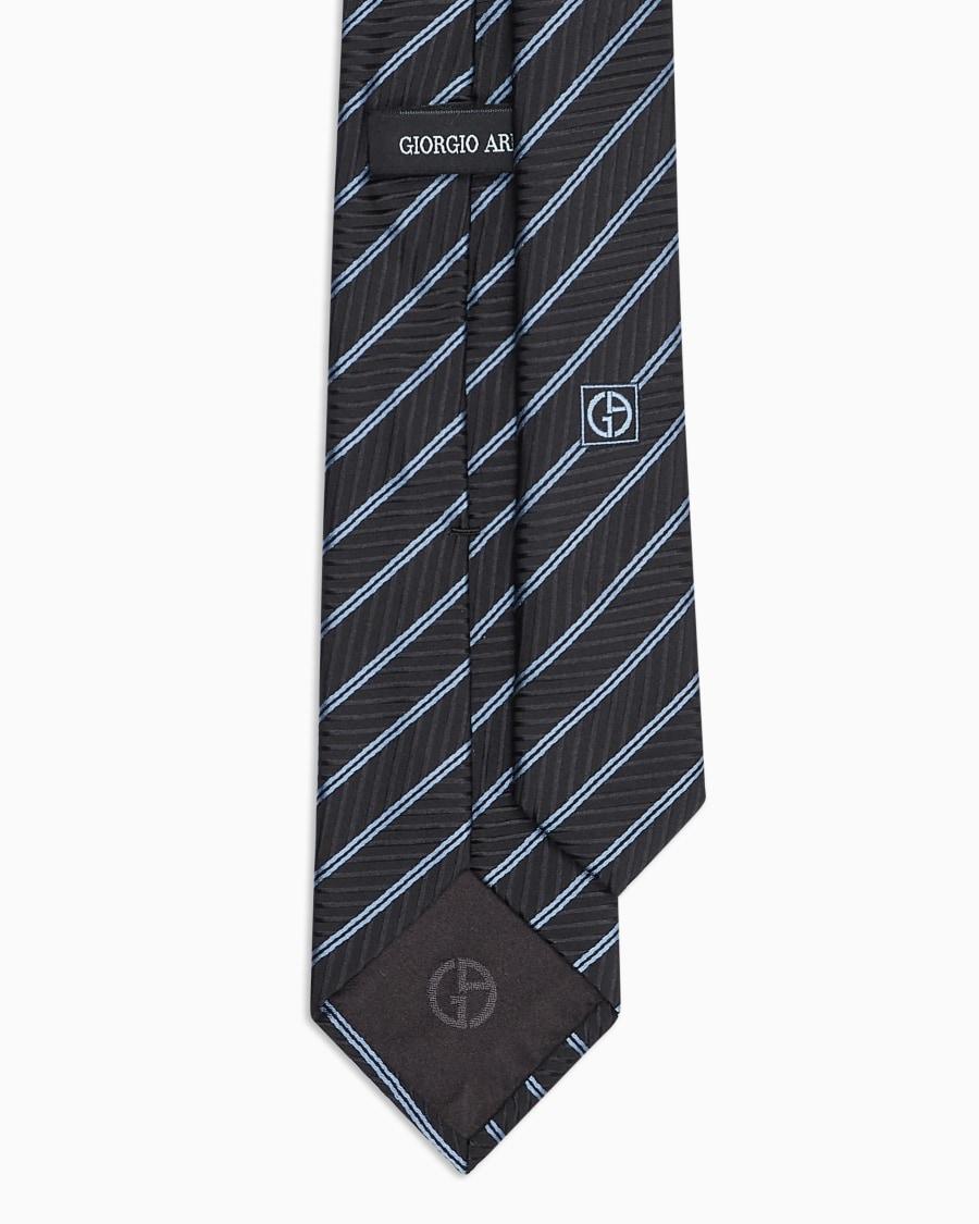 The world of armani CRAVATTA IN SETA JACQUARD REGIMENTAL Spedizione Gratuita