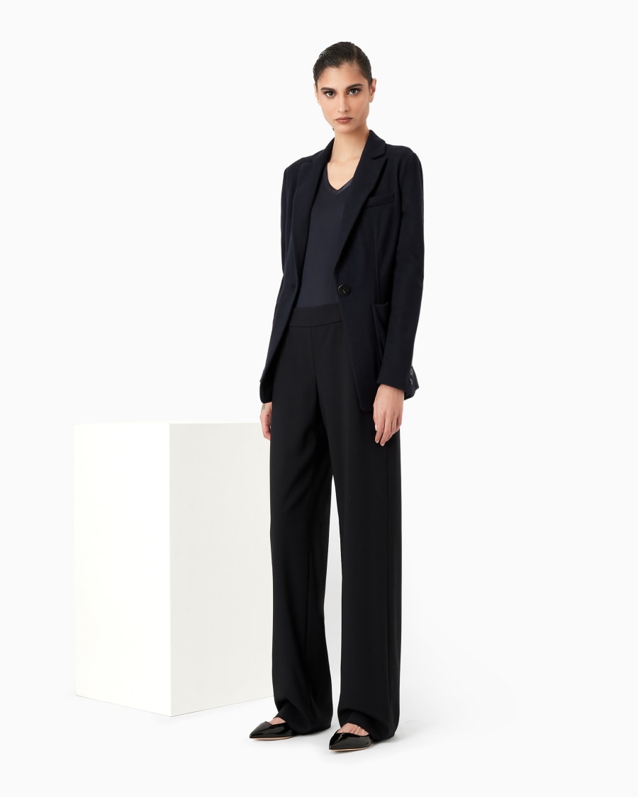 The world of armani BLUSA IN CHARMEUSE DI SETA CON SCOLLO A V Economico
