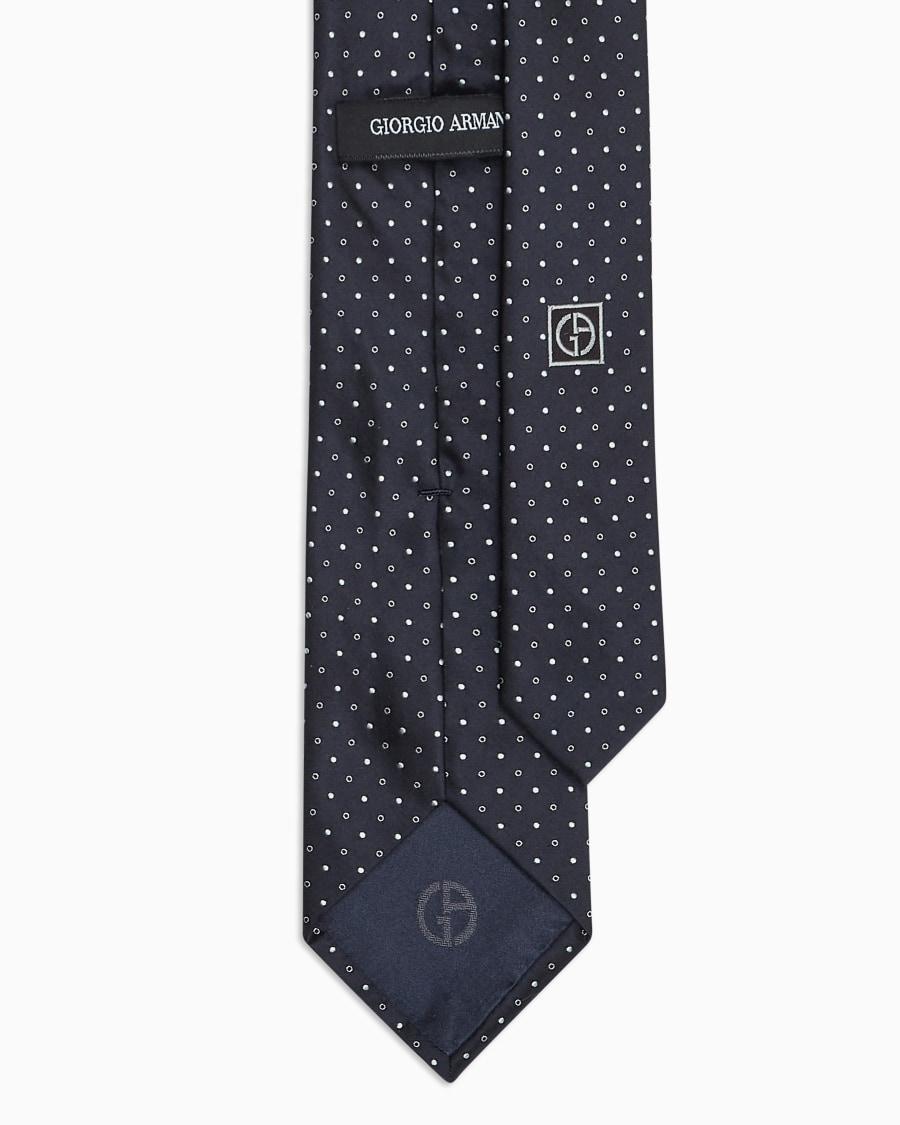 The world of armani CRAVATTA IN SETA JACQUARD MICRO POIS Sconto