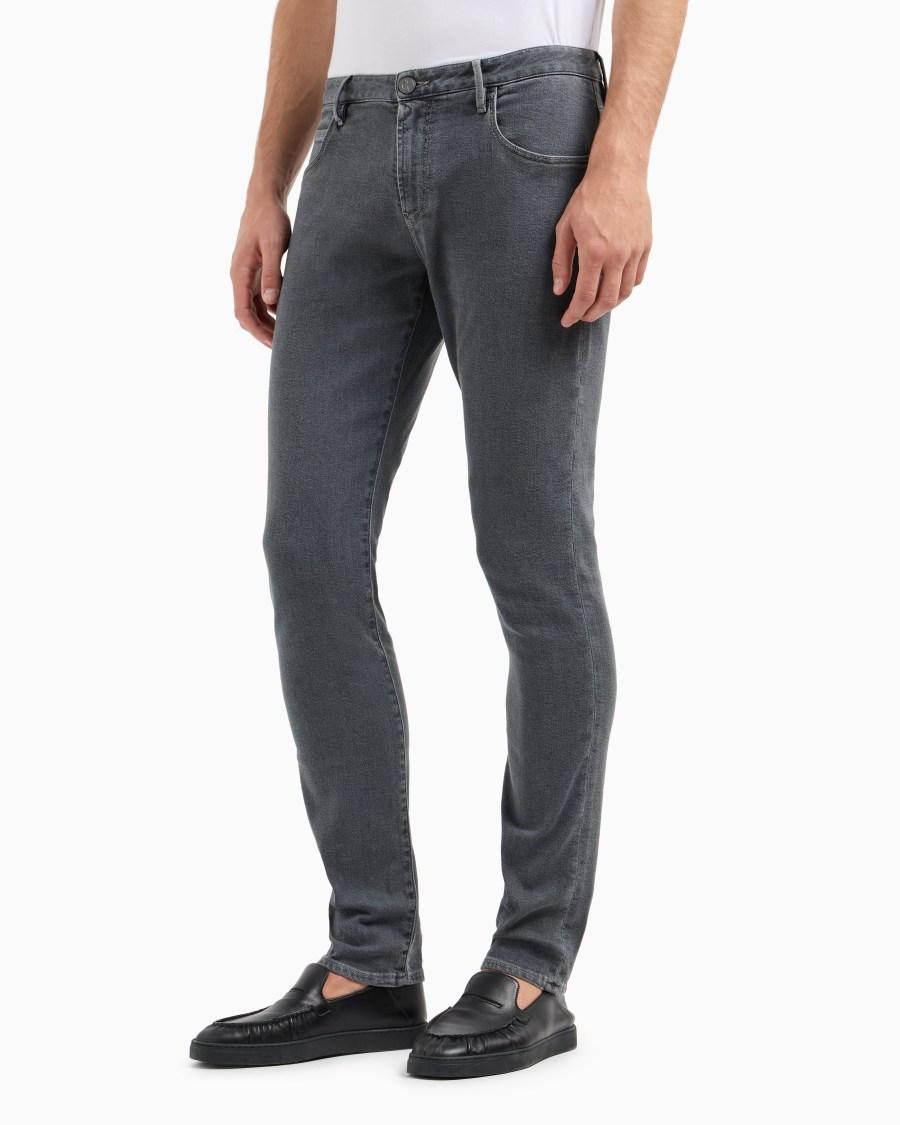 The world of armani PANTALONE 5 TASCHE SLIM FIT IN DENIM DI COTONE STRETCH Prezzo Ridotto