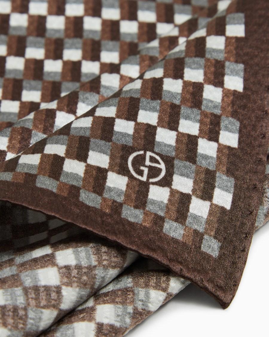 The world of armani POCHETTE DA TASCHINO IN SETA SEERSUCKER STAMPATA Offerta temporanea