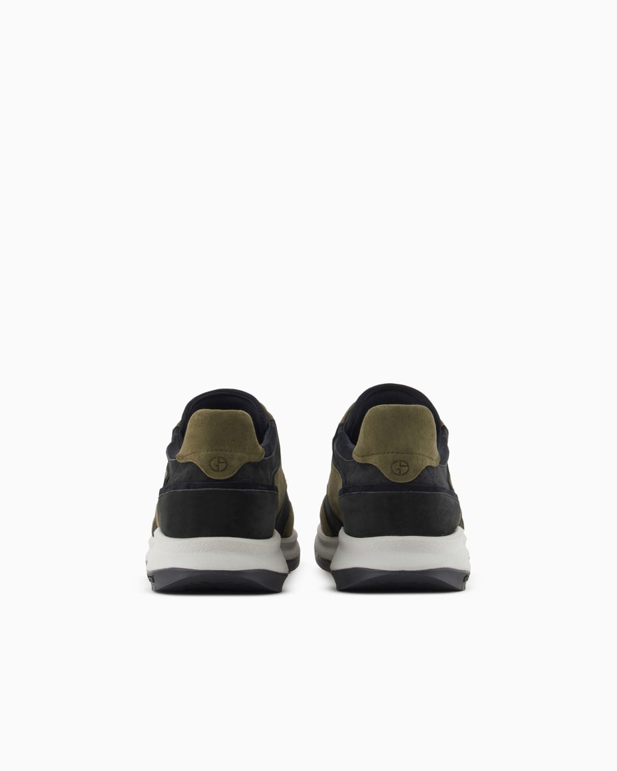 The world of armani SNEAKERS IN PELLE SCAMOSCIATA Comprane uno, ottenene uno gratis