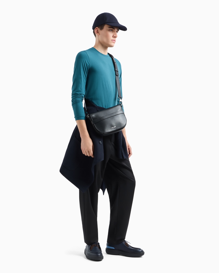 The world of armani MAGLIA GIROCOLLO A MANICHE LUNGHE IN JERSEY DI VISCOSA STRETCH Vendita