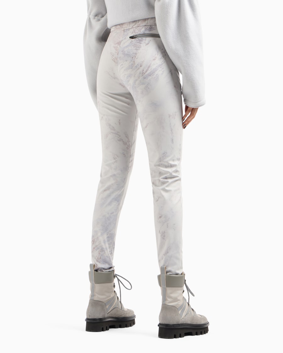 The world of armani GIORGIO ARMANI NEVE LEGGINGS DA SCI IN JERSEY TECNICO REFLEX STAMPATO Moda