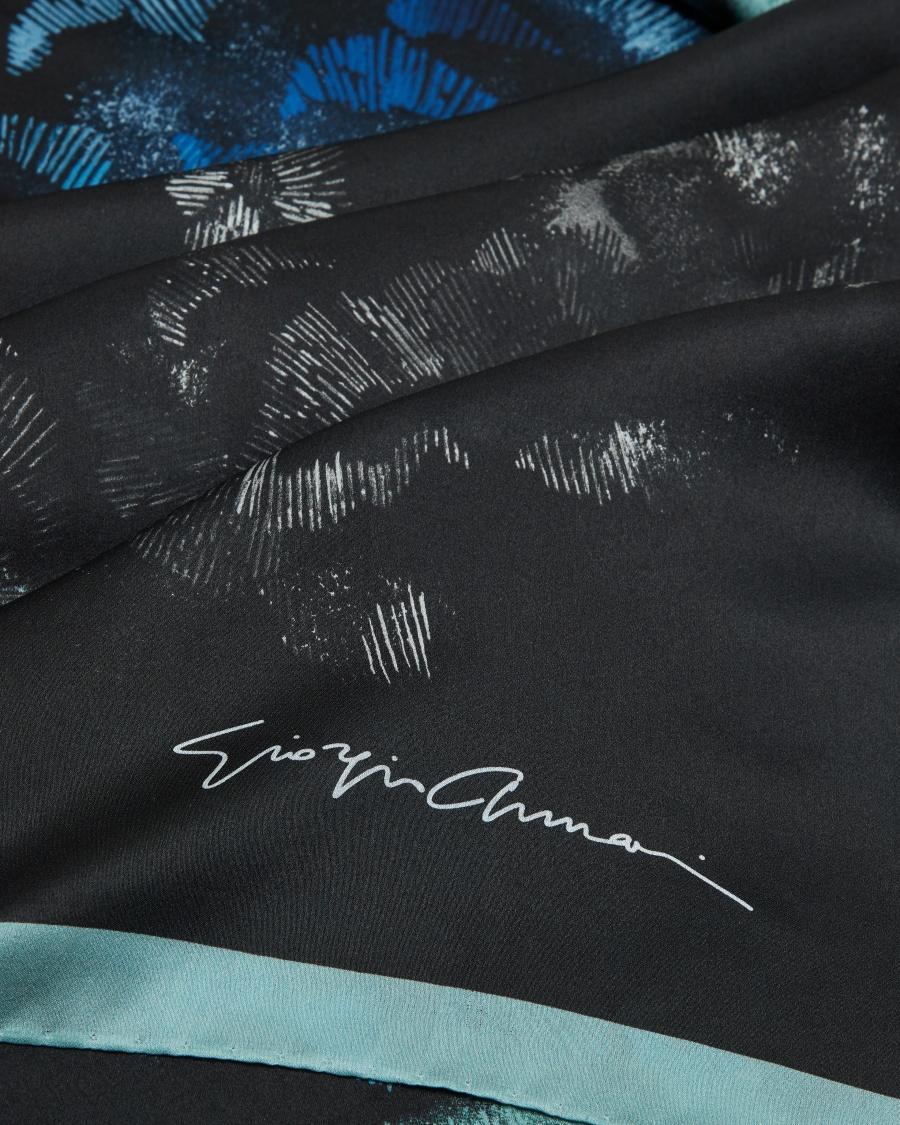 The world of armani FOULARD IN SETA STAMPA FLOREALE Lightning offer