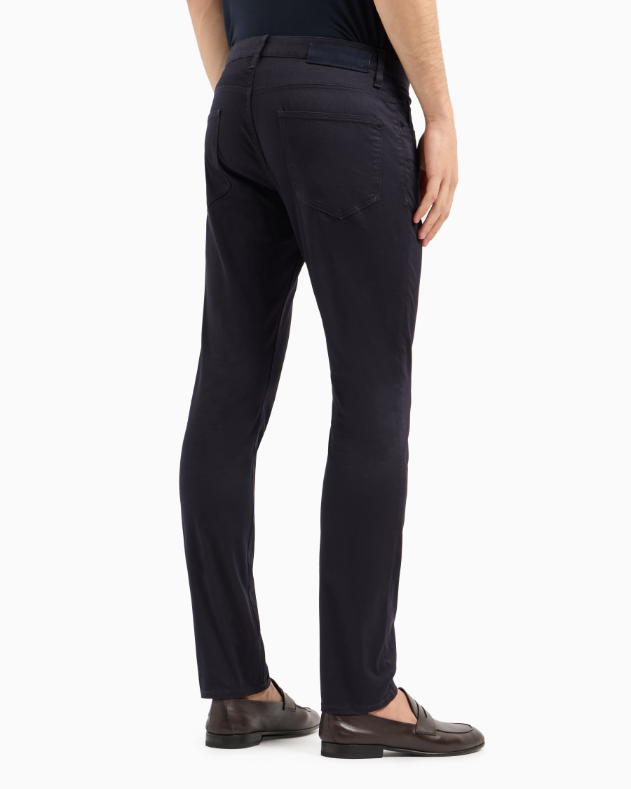 The world of armani PANTALONI 5-TASCHE IN COTONE STRETCH Qualità