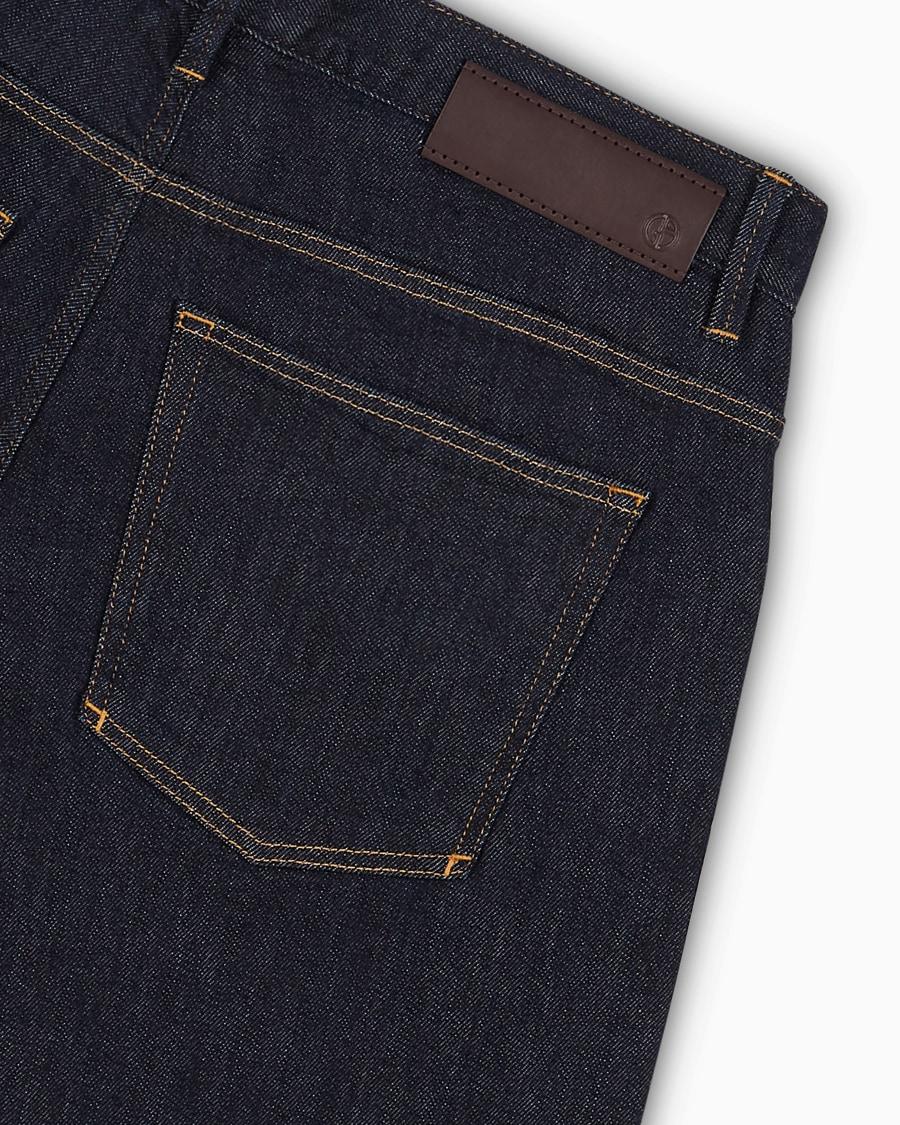 The world of armani PANTALONE 5 TASCHE REGULAR FIT IN DENIM DI COTONE STRETCH I Più Venduti