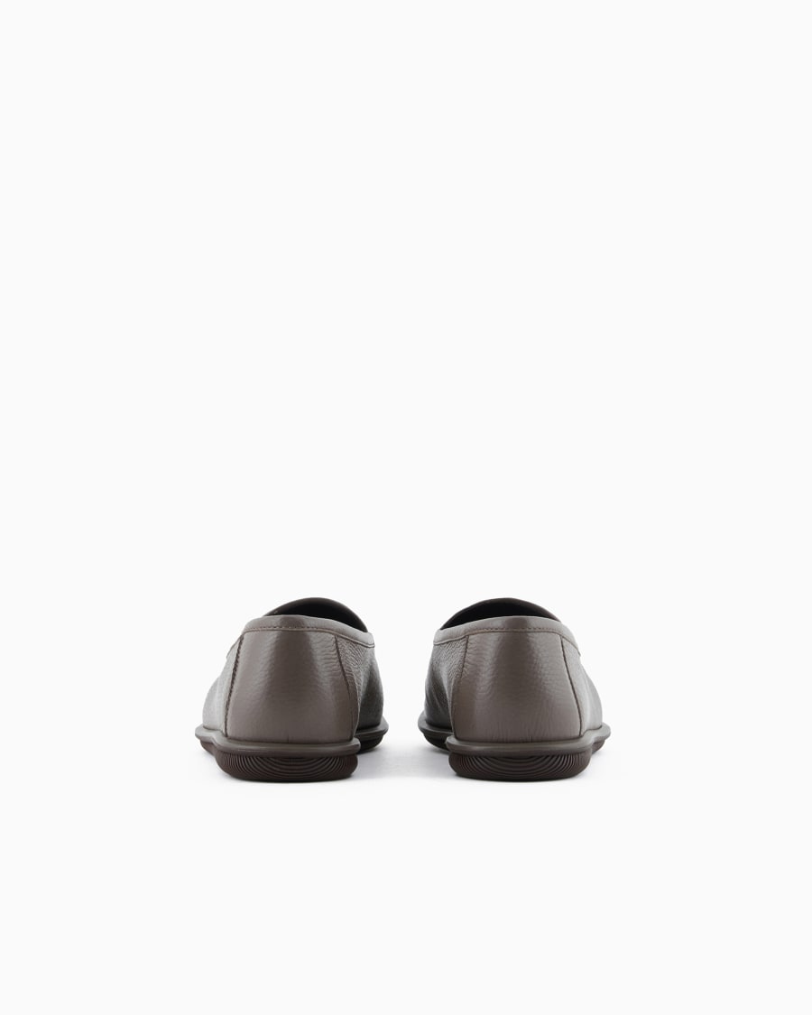 The world of armani MOCASSINI IN CERVO CON LOGO RICAMATO Offerta Pasqua