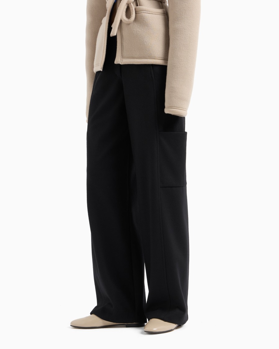 The world of armani PANTALONI CASUAL Offerta migliore