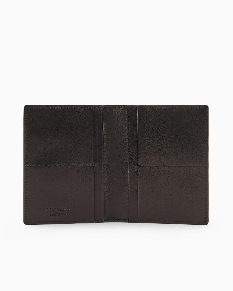 The world of armani PORTA PASSAPORTO BIFOLD IN NAPPA Enormi sconti
