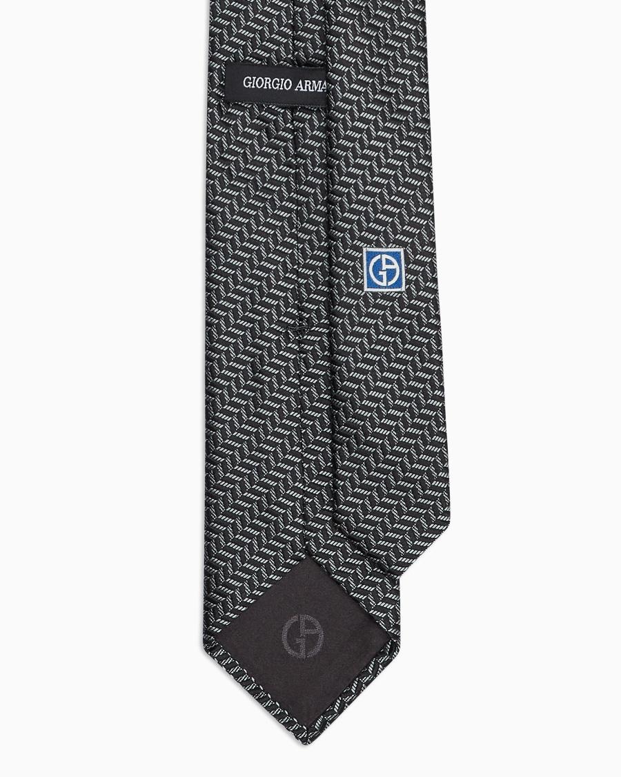 The world of armani CRAVATTA IN SETA JACQUARD CHEVRON Qualità