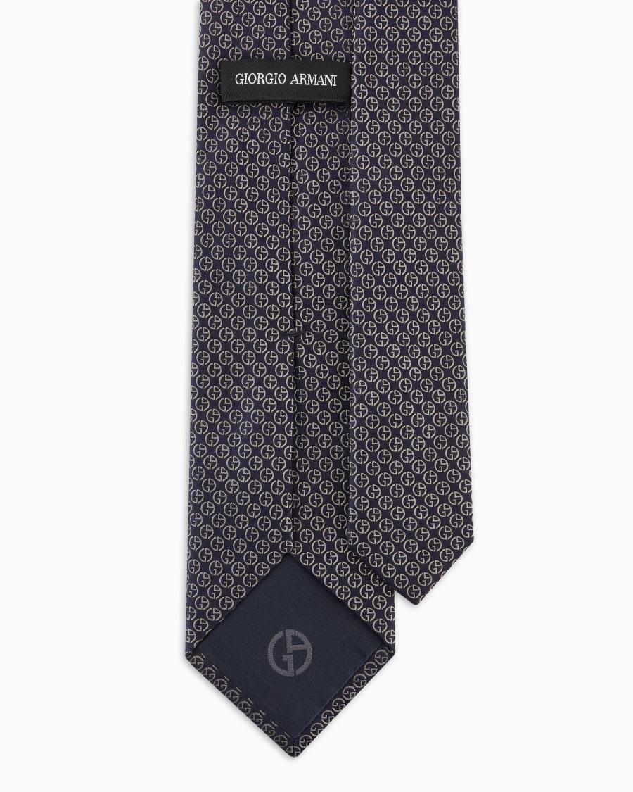 The world of armani CRAVATTA IN SETA JACQUARD MONOGRAM Latest stili