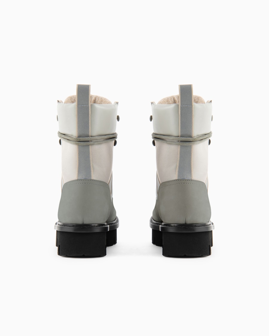 The world of armani GIORGIO ARMANI NEVE STIVALETTI STRINGATI IN NABUK TESSUTO TECNICO E NAPPA 2025