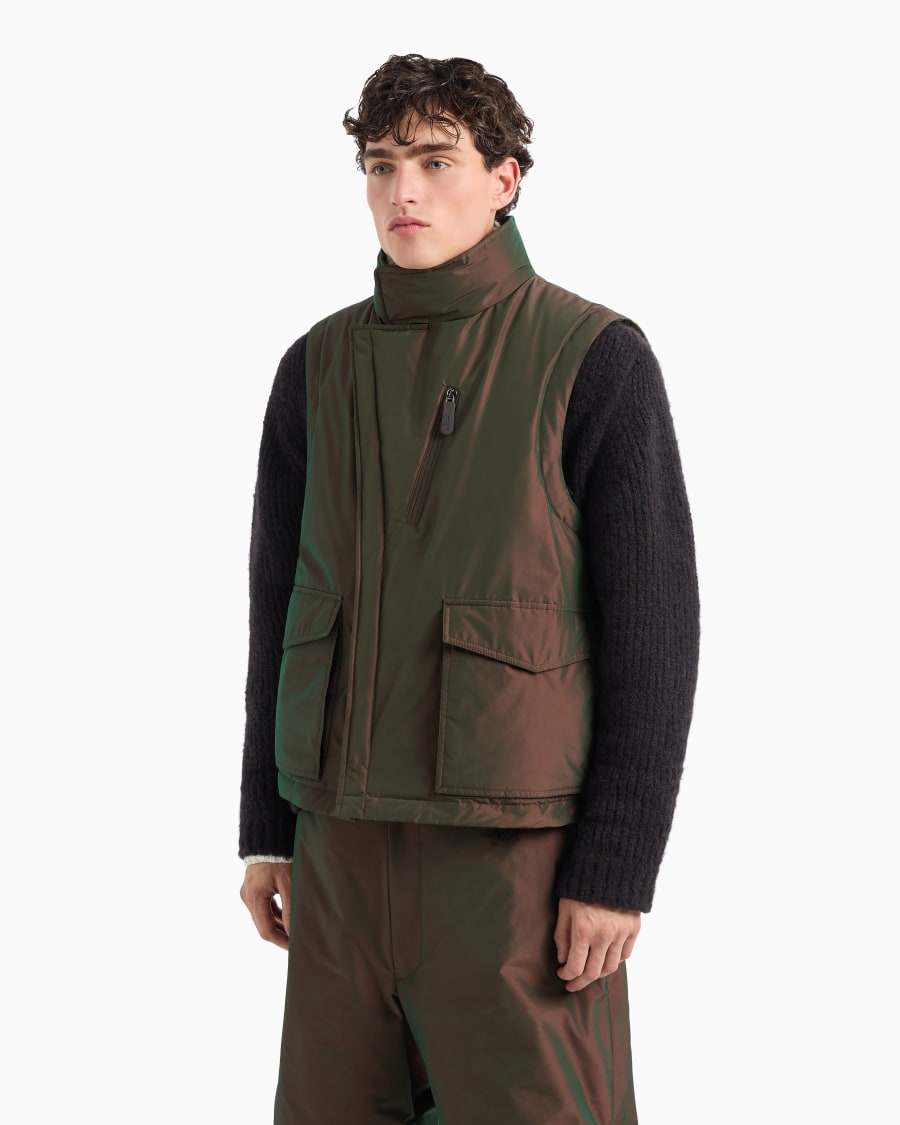 The world of armani GIORGIO ARMANI NEVE GILET IMBOTTITO IN TESSUTO CANGIANTE Shopping Online