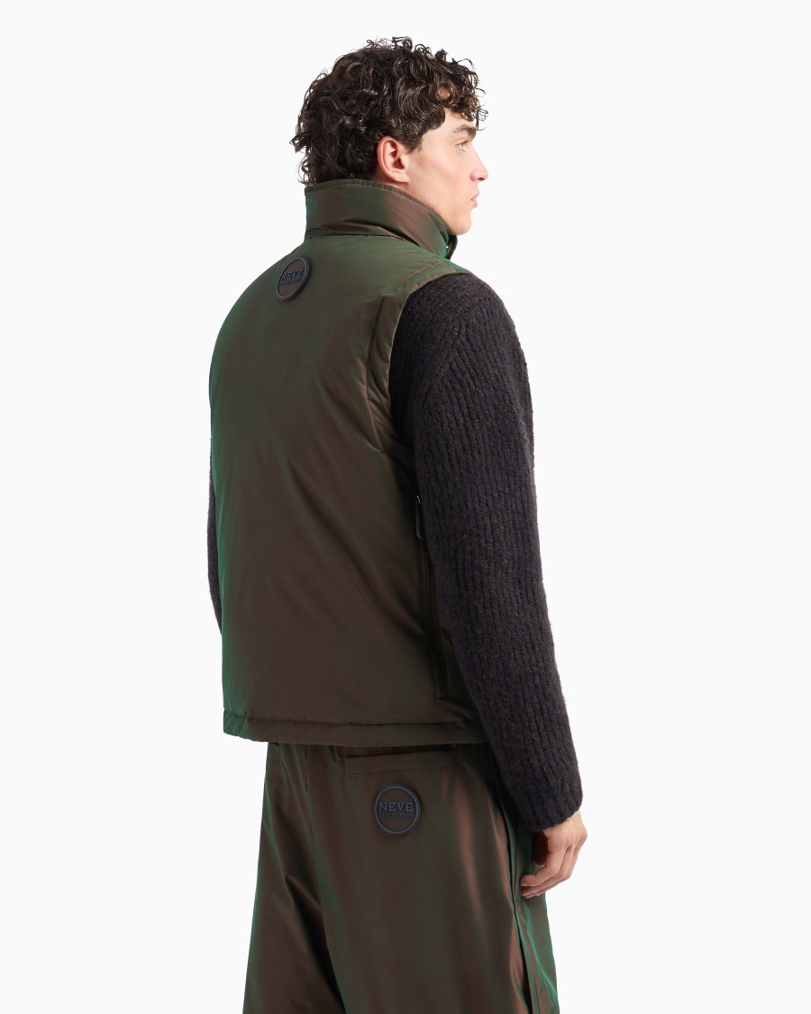 The world of armani GIORGIO ARMANI NEVE GILET IMBOTTITO IN TESSUTO CANGIANTE Shopping Online