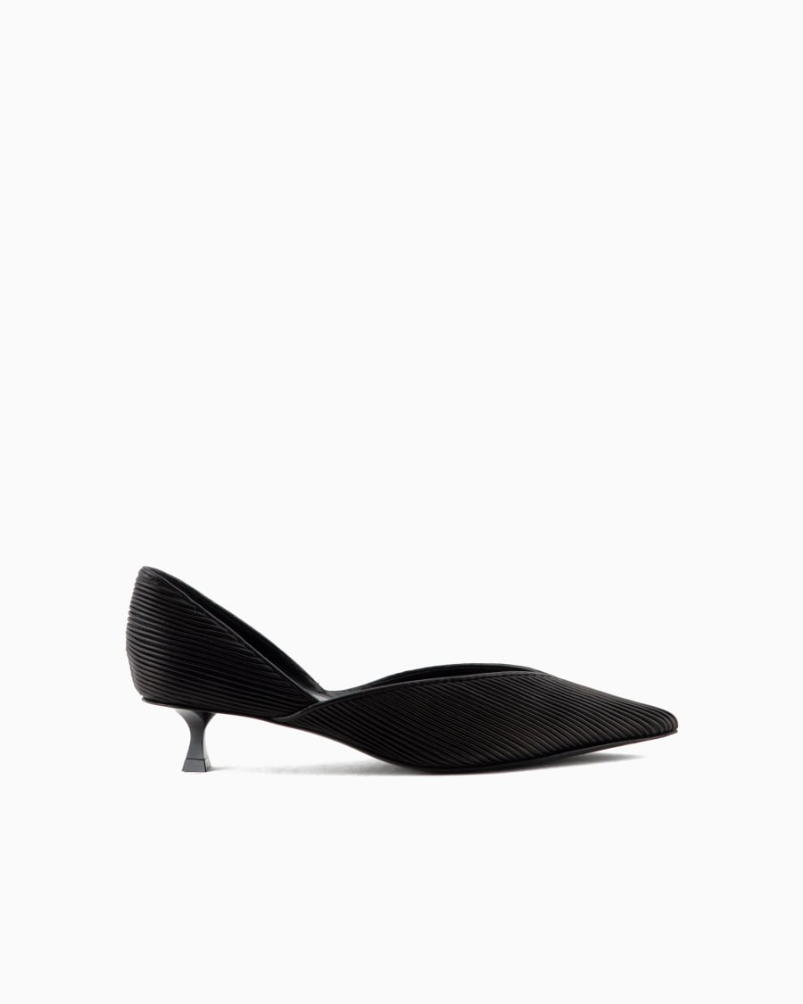 The world of armani DÉCOLLETÉ IN NAPPA PLISSÉ Offerta esclusiva