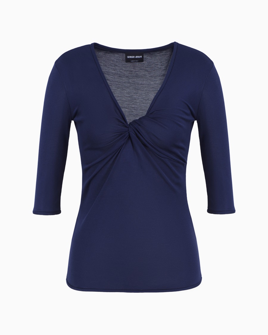 The world of armani MAGLIA CON SCOLLO A V IN JERSEY DI SETA E VISCOSA Smaltimento dello stoccaggio