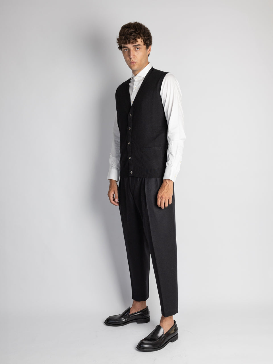 ALPHA STUDIO Gilet con Scollo a V Nero Pezzi Unici
