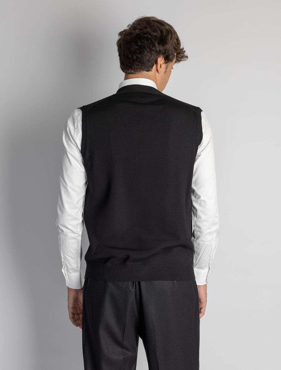 ALPHA STUDIO Gilet con Scollo a V Nero Pezzi Unici