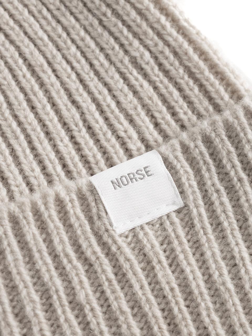 NORSE PROJECTS Berretto in Lana a Coste Farina Promozione Limitata