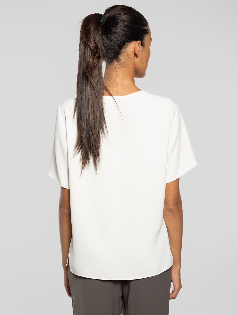 P.A.R.O.S.H. Blusa Girocollo con Maniche Corte Panna Sottocosto