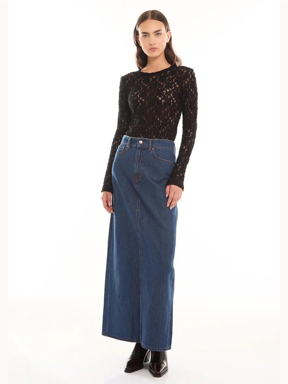 P.A.R.O.S.H. Blusa in Pizzo Girocollo Nero Novità