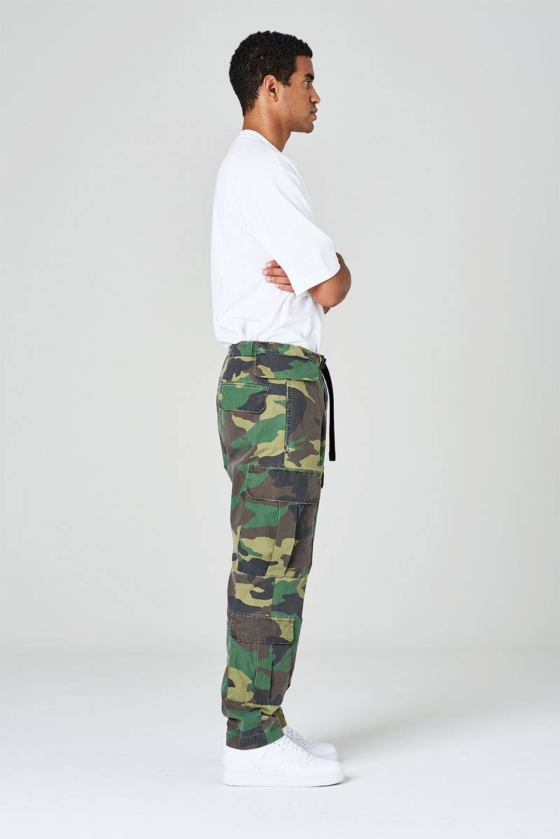 White sand Pantaloni cargo con gamba dritta in ripstop di cotone stampato Sottocosto