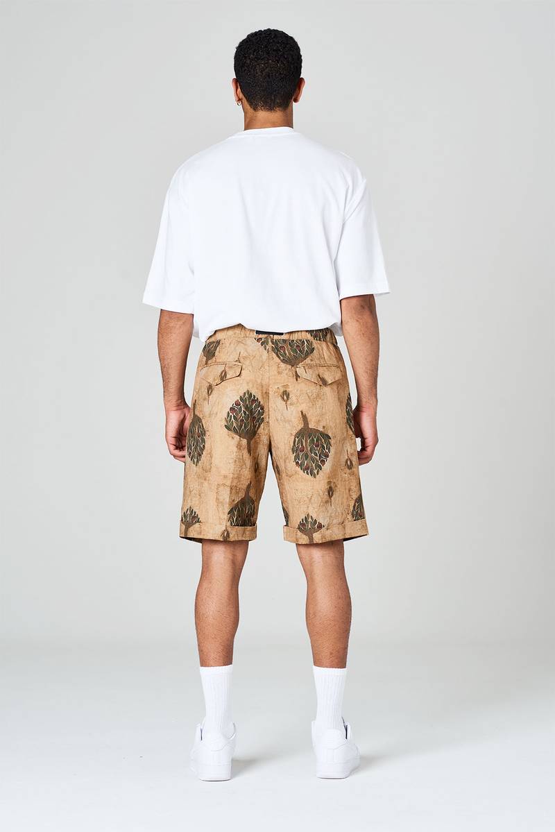 White sand Pantaloni corti in misto lino-cotone stampato con pinces e risvolto 2025