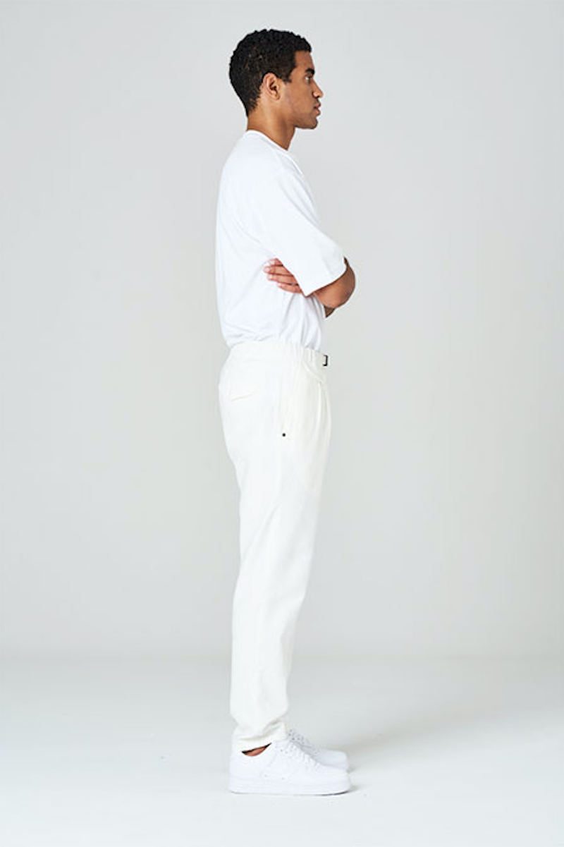 White sand Pantaloni regular fit con doppia pince Qualità
